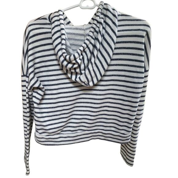 Forever 21 Adorable Stripped cropped Top Hoodie Size S in wonderful condition - Picture 1 of 3